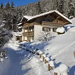 Haus Eicher * שנייצלרויט